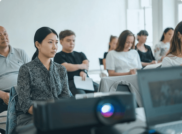 STAGE1：学びながら成長するのイメージ画像